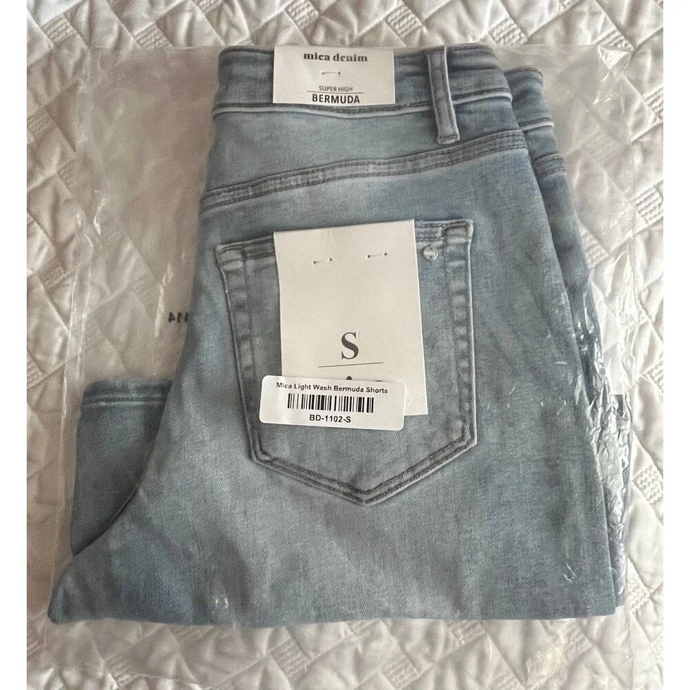 MICA shorts Mica jeans stretchy denim jean shorts womens shorts Bermuda NEW NWT